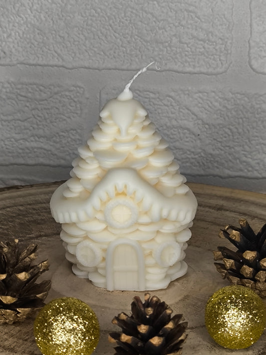 Maison de Noël en foret